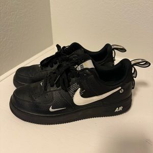 Nike Air Force 1 Low Utility
Black White